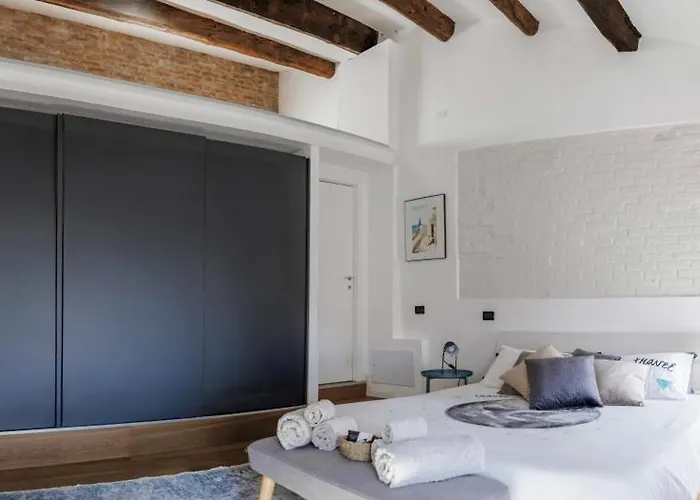 The New Place フェラーラ